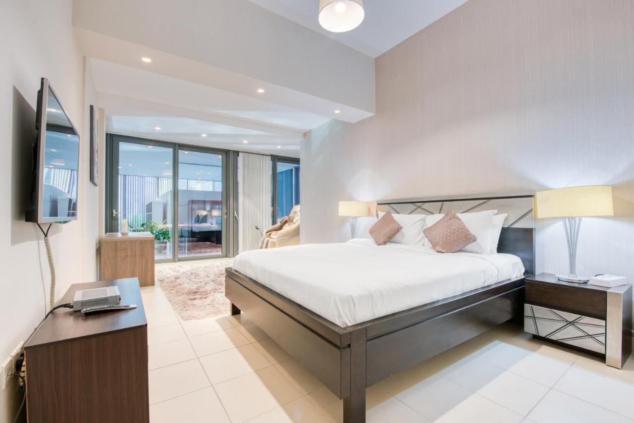 Maison Privee - Big, Bright, Luxury Marina Views Apt Next To Beach Dubai Eksteriør bilde